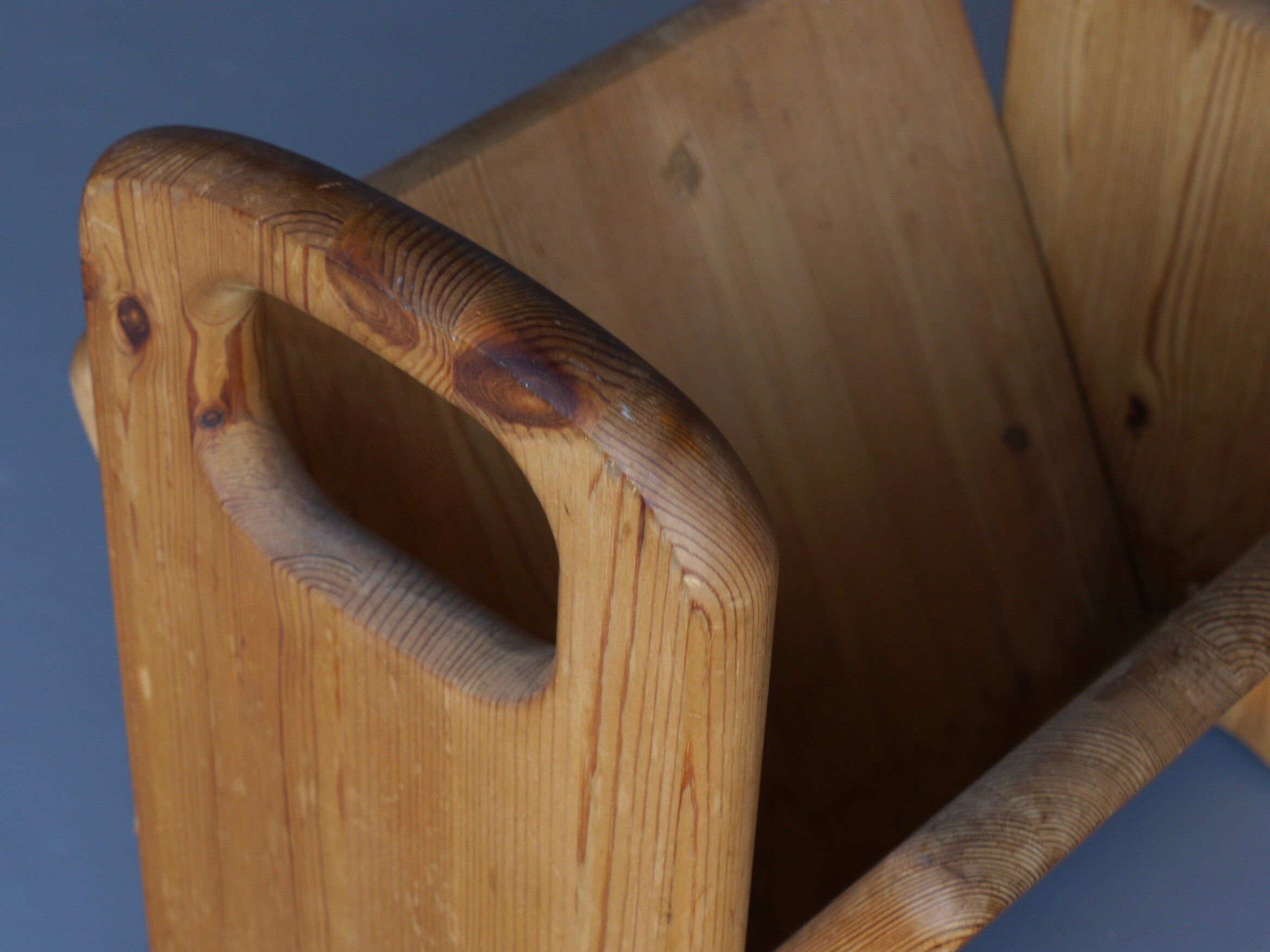 Vintage pine magazine stand, 1970s