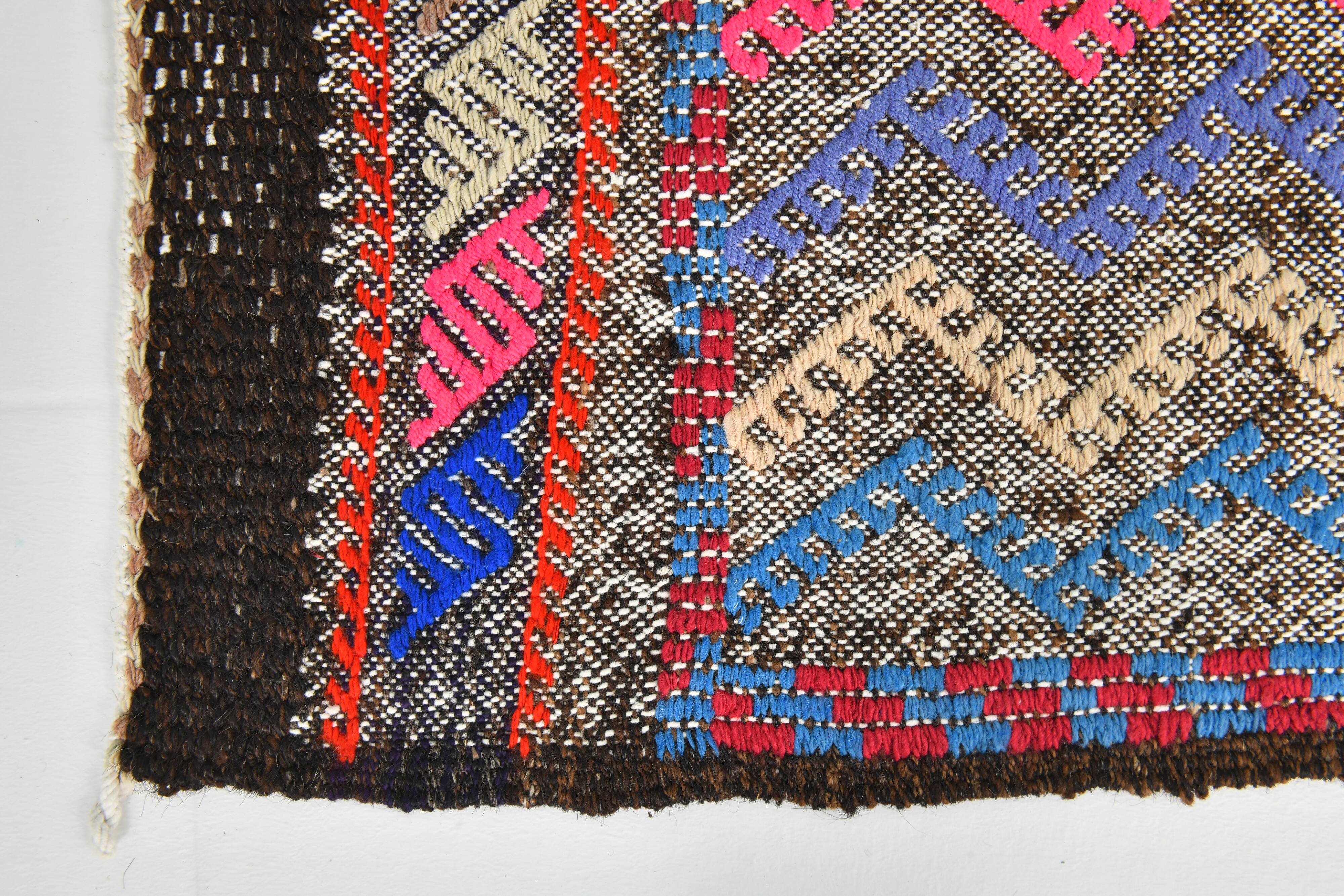 Tapis kilim vintage multicolore à motifs zigzag géométriques, 184x274 cm