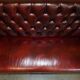Canapé Chesterfield victorien en cuir avec têtes de lion sculptées