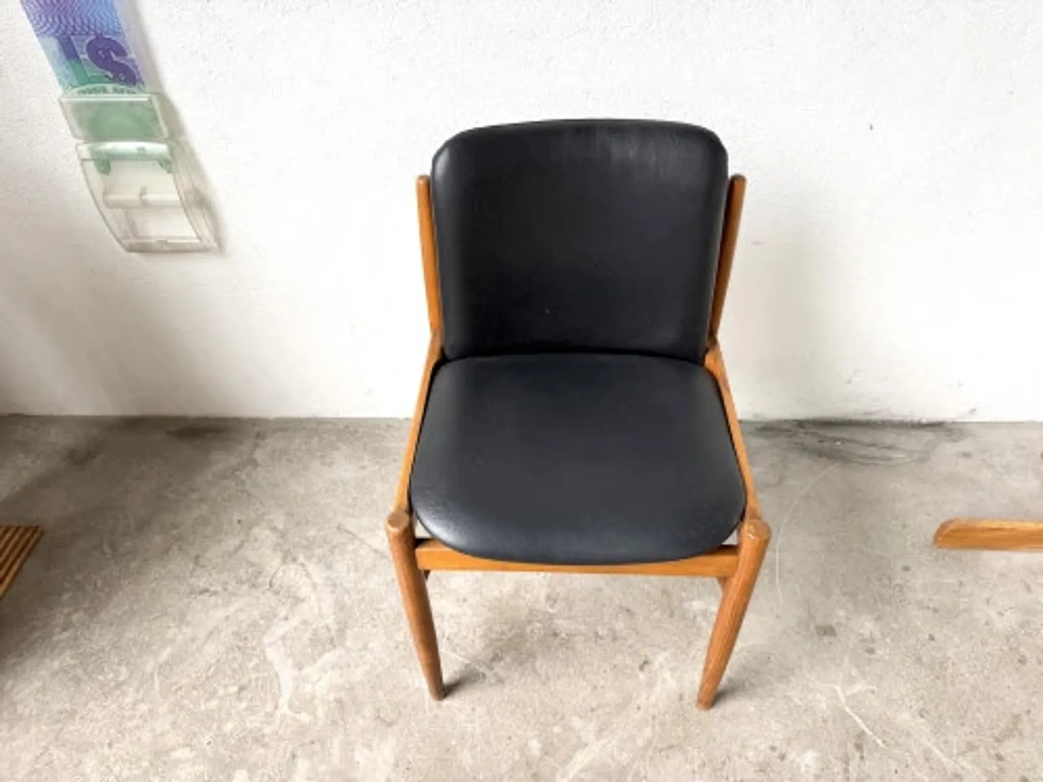 Scandinavian chair in beech and black faux leather, 1960s