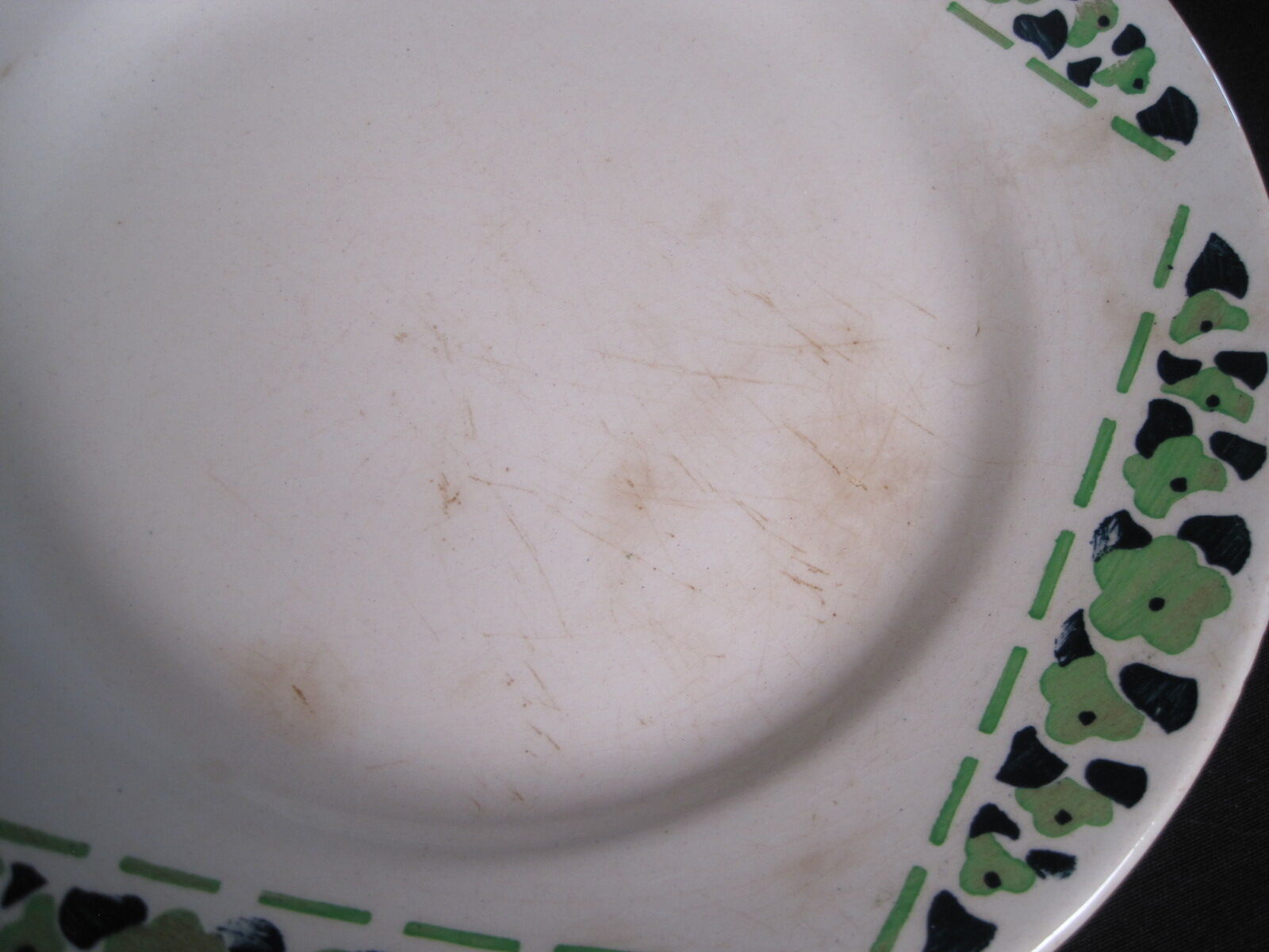 5 plates and a dish faïence de longchamp terre of fer series cannes art deco