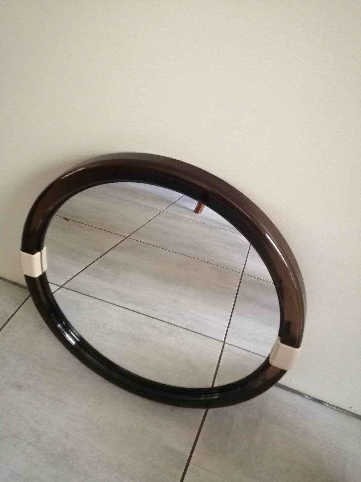 Round mirror 70s
