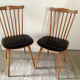 2 chaises baumann assise en simili cuir noir