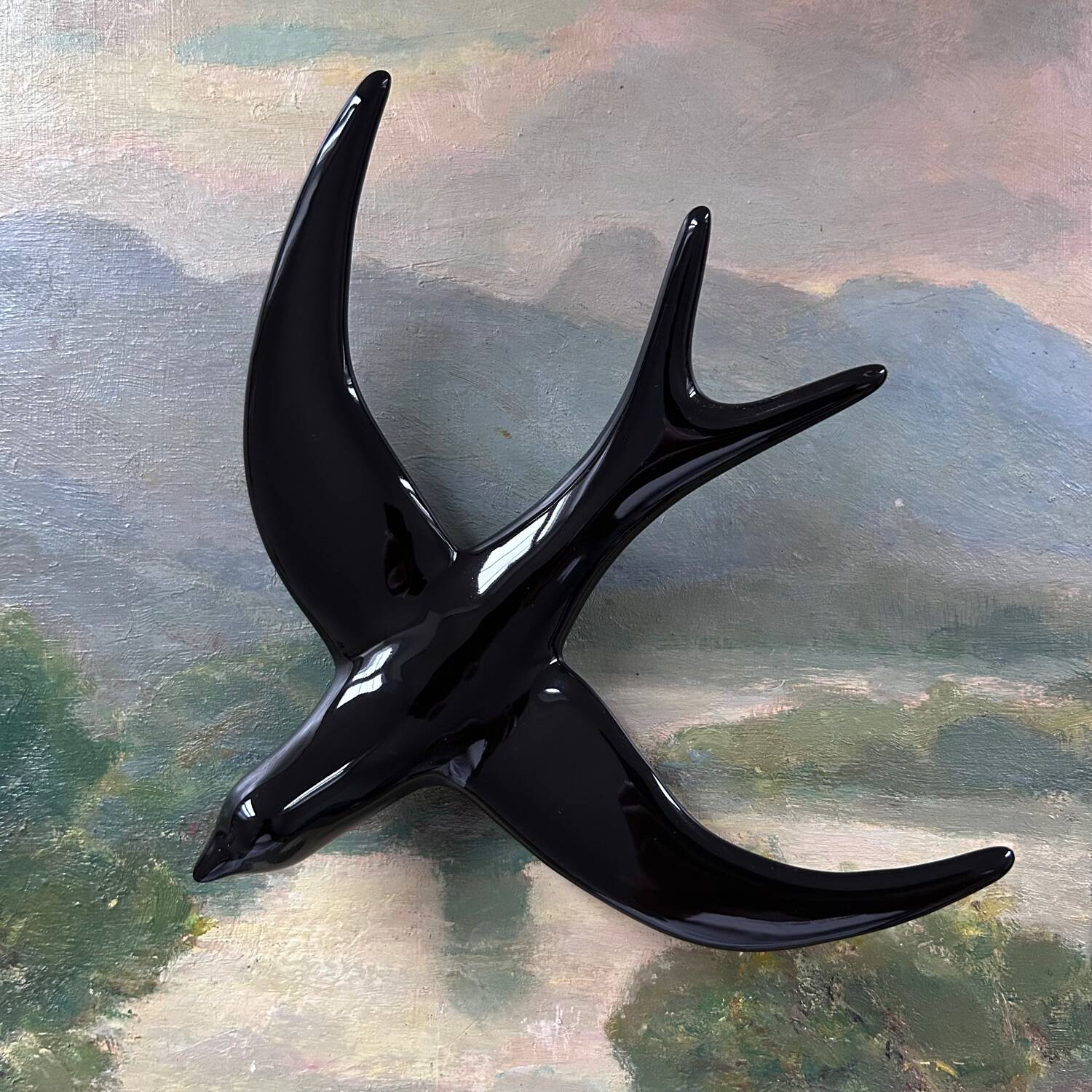 Ceramic swallow