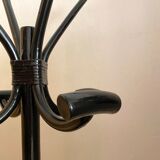 Black rattan parrot coat rack