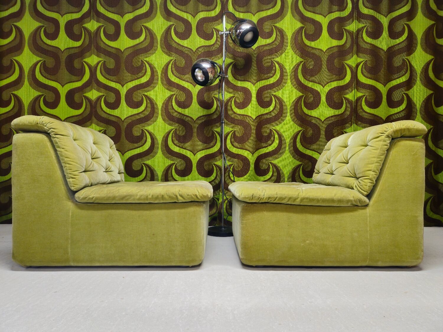 "1970s design armchair pair"