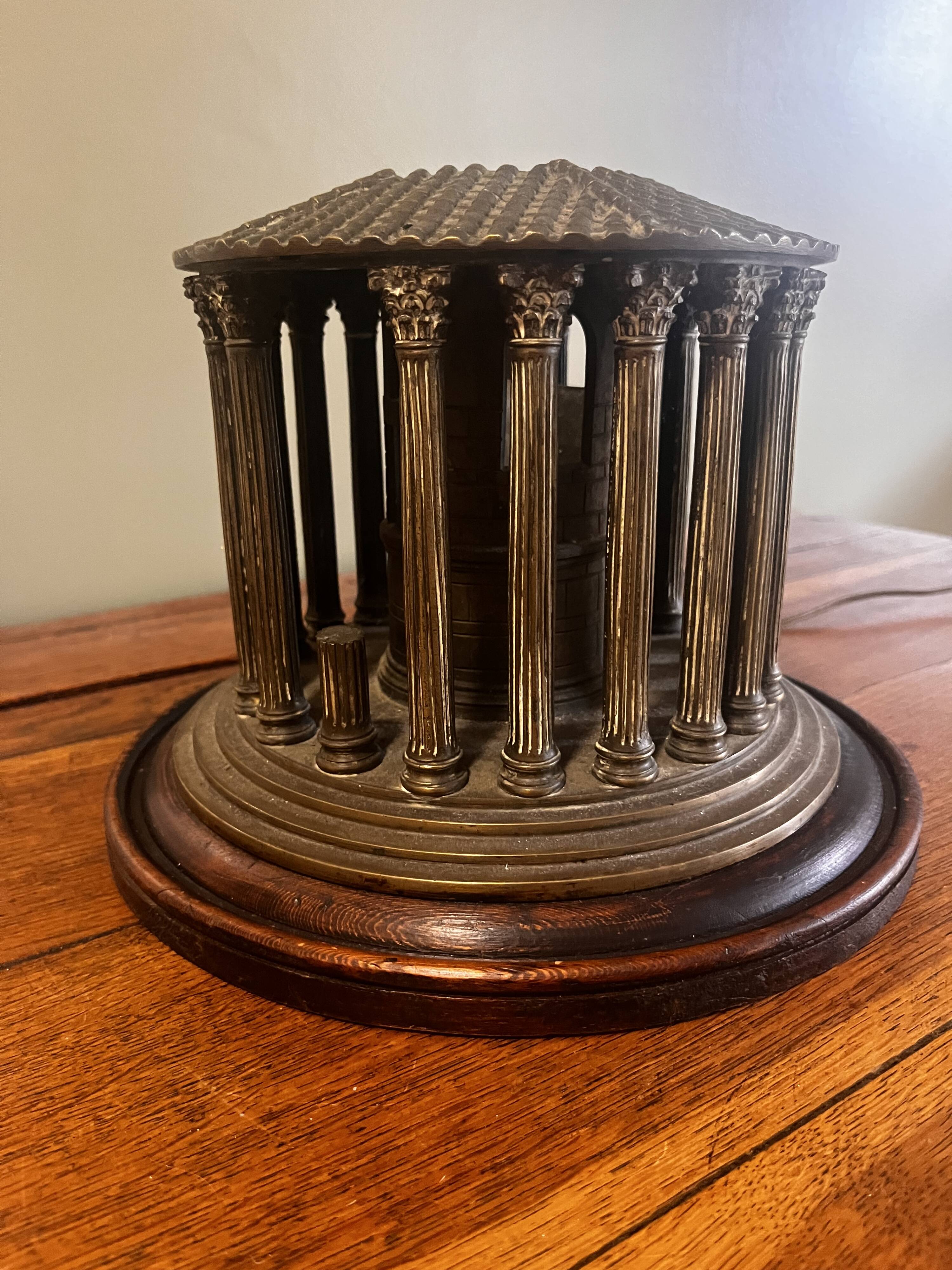 Bronze lamp