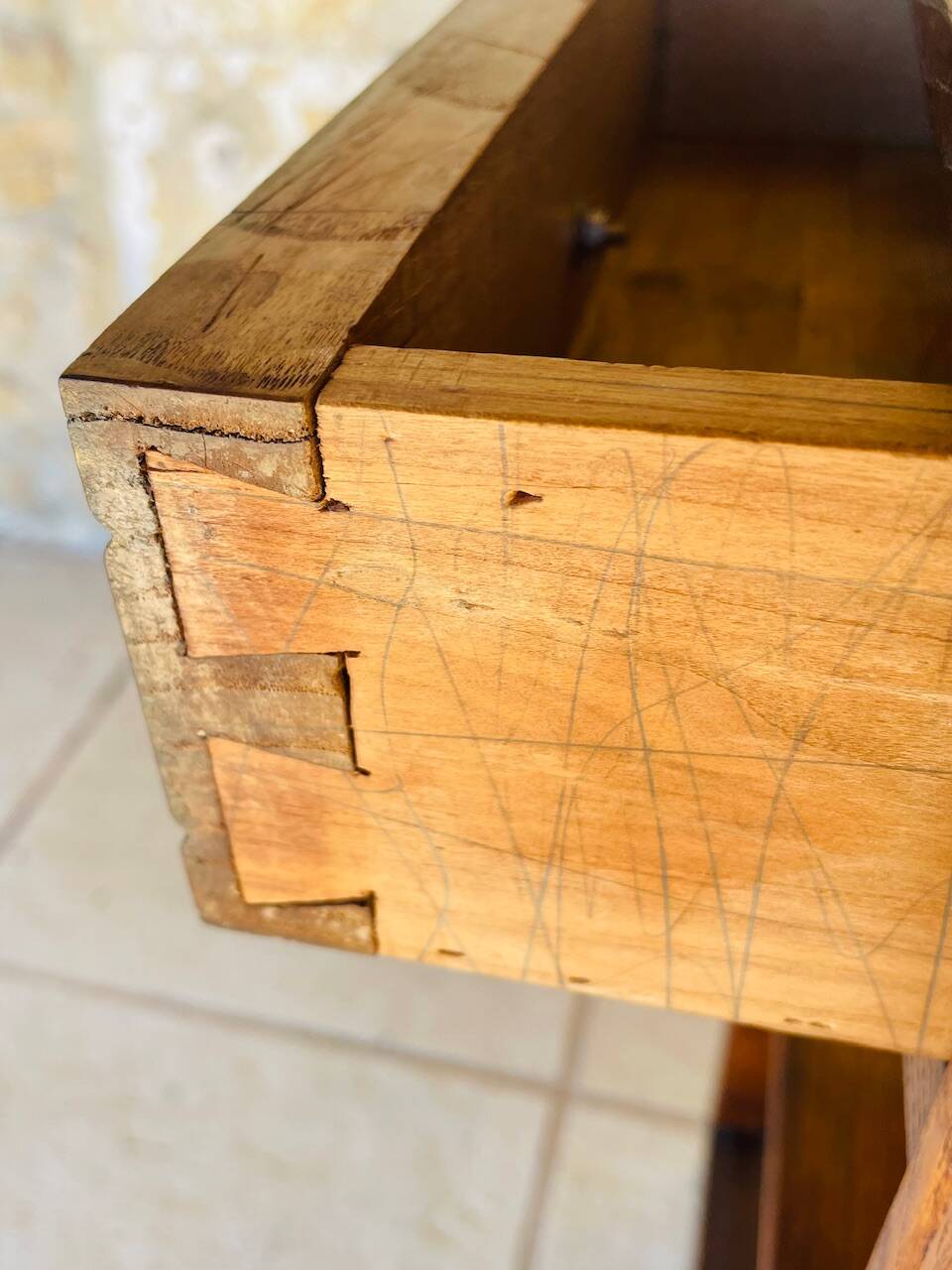 Console Art Deco a 3 niveaux en noyer, Circa 1930s