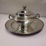 Tureen and round trivet in Christofle silver metal