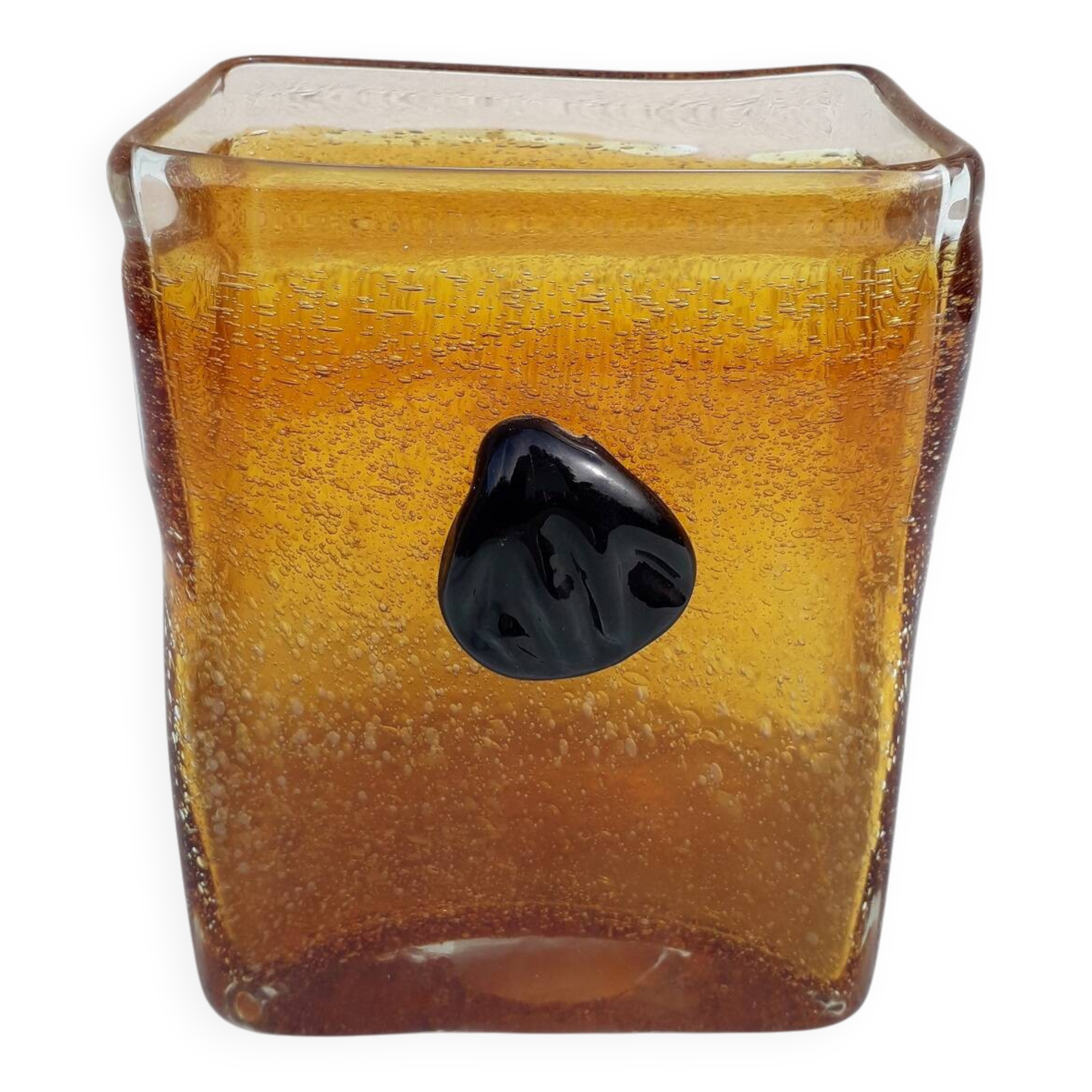 Glass vase