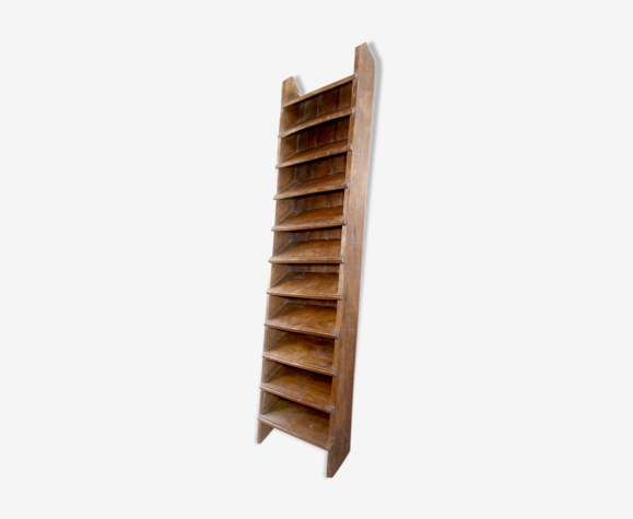 Ancien escalier droit en teck birman
