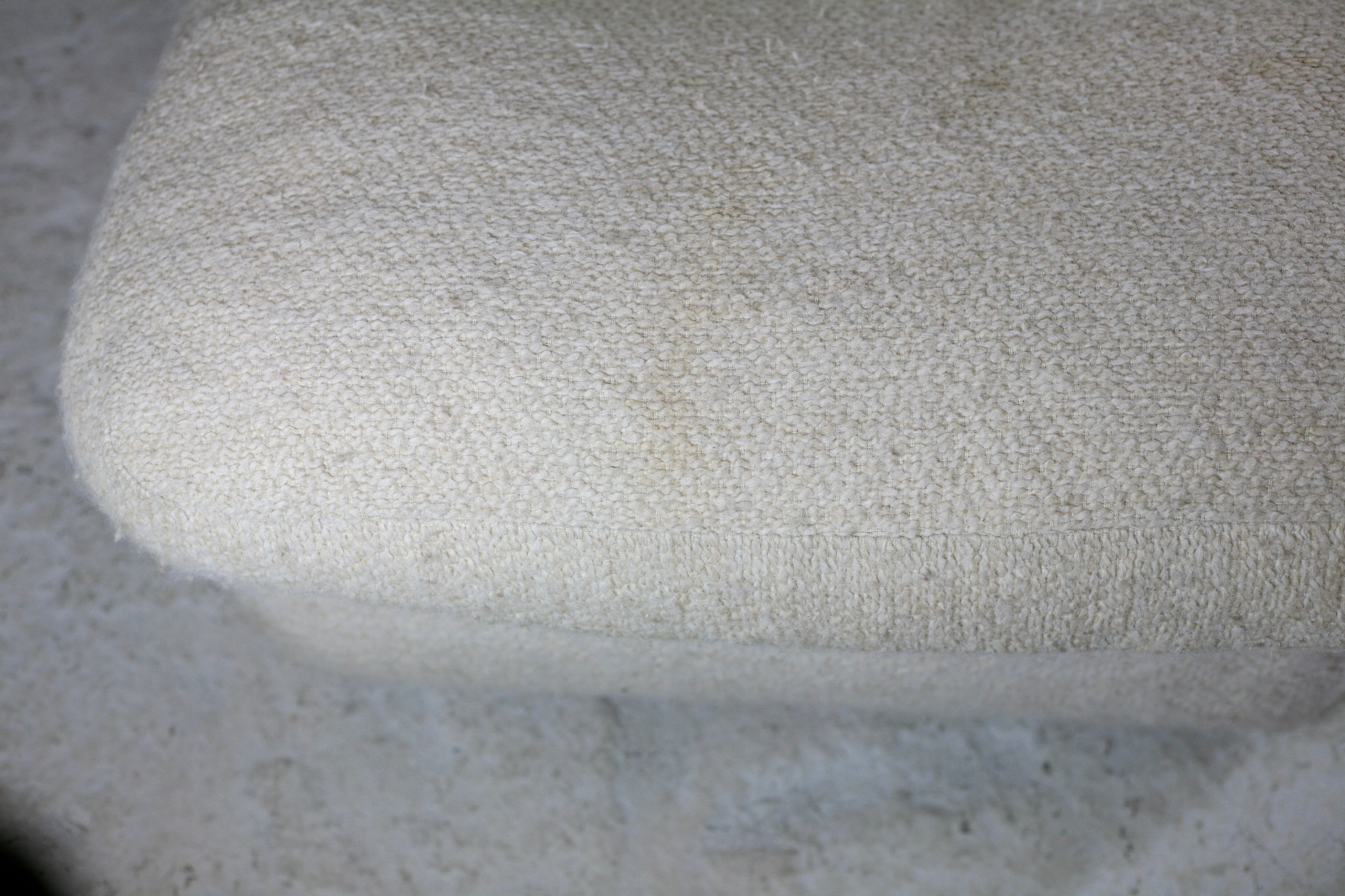 Chair "Space Age" in unbleached wool, France, circa 1970