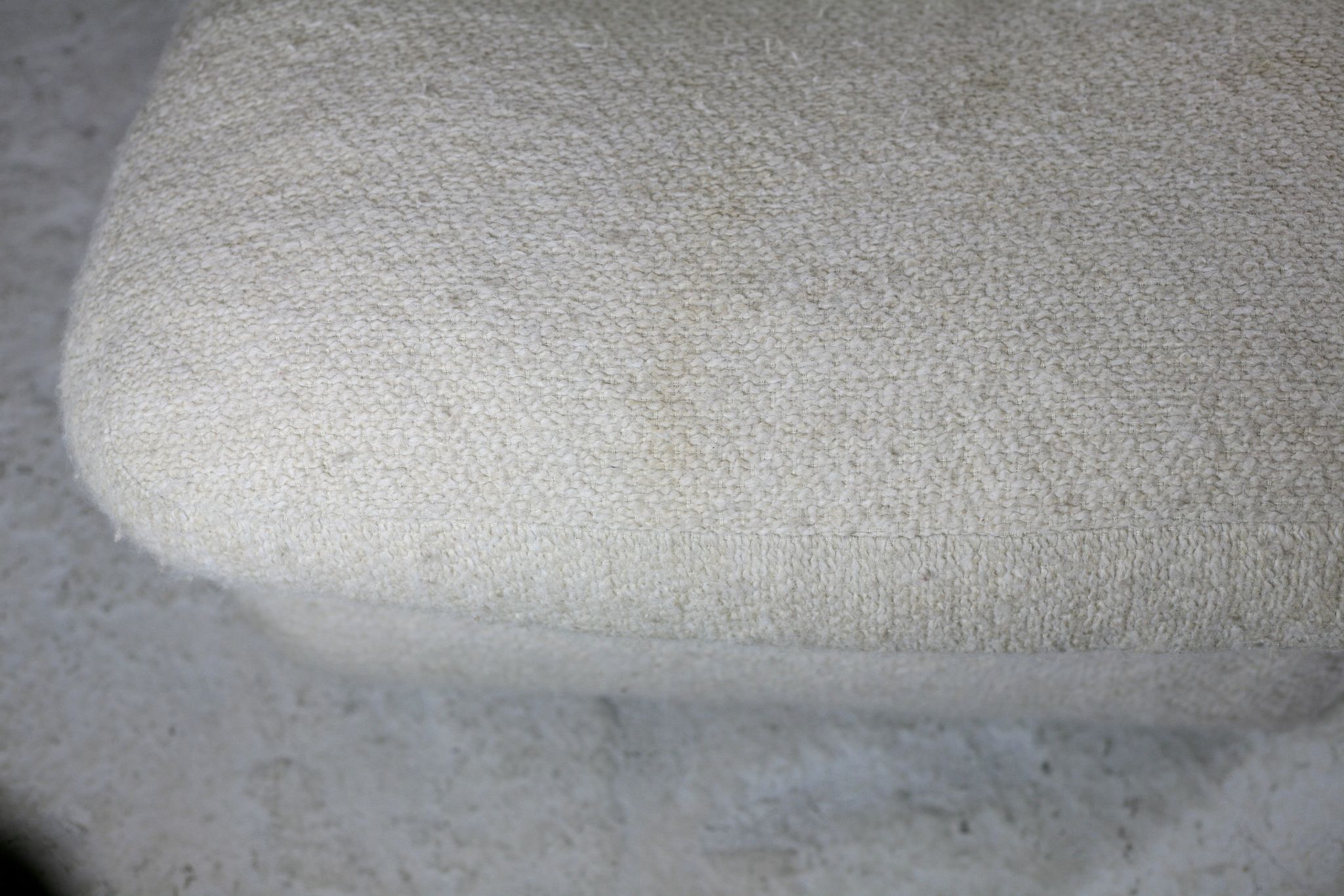 Chair "Space Age" in unbleached wool, France, circa 1970