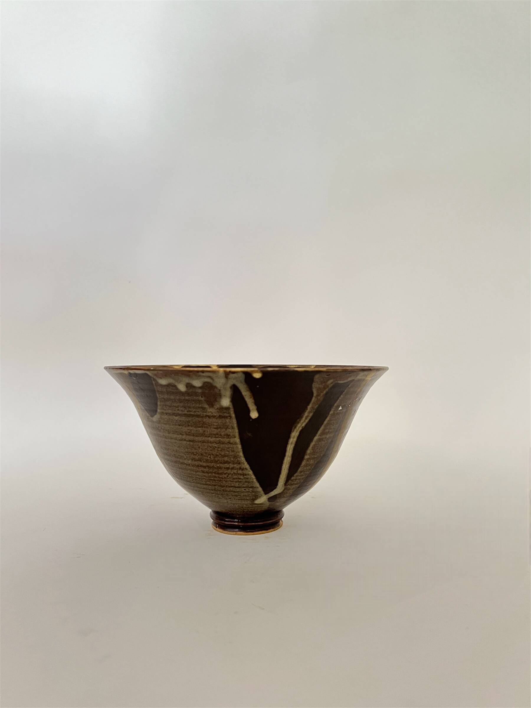 Japanese-style salad bowl / empty pocket, fine ceramic, handmade and signed