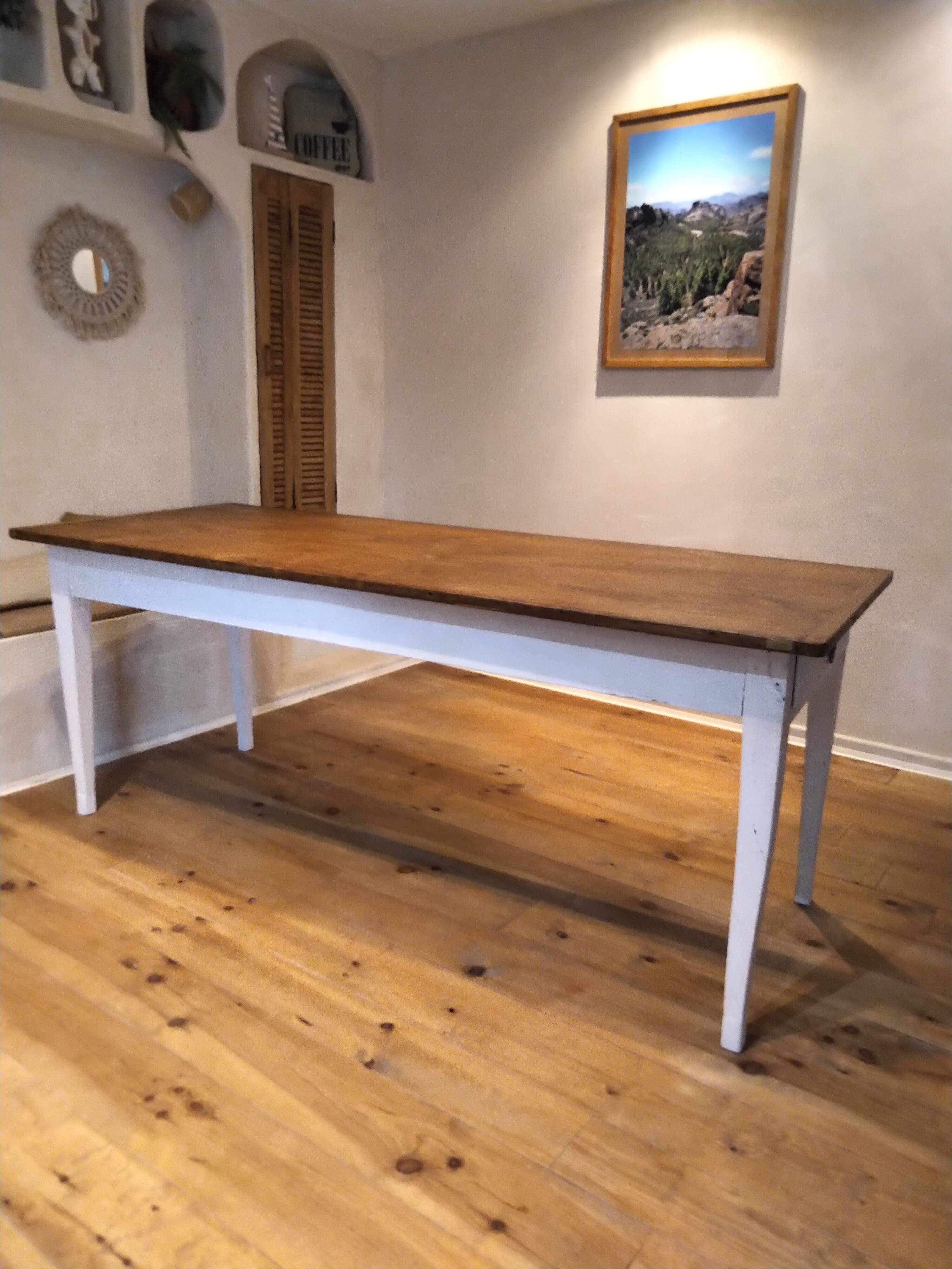 Farmhouse table