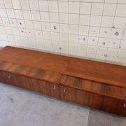 Meuble bas en palissandre vintage