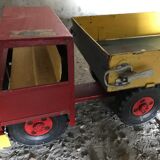 Former 50s metal dump truck vintage
