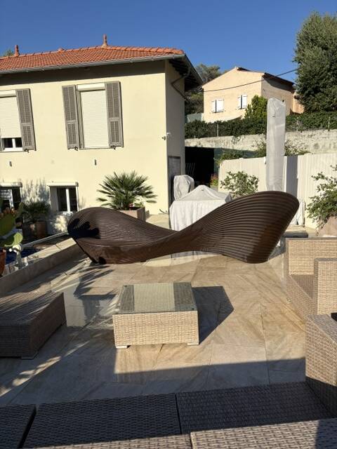 Armchair / sculpture folly