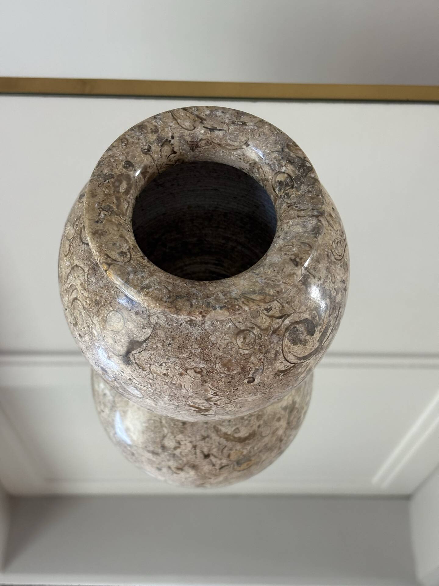 Fossil stone round vase