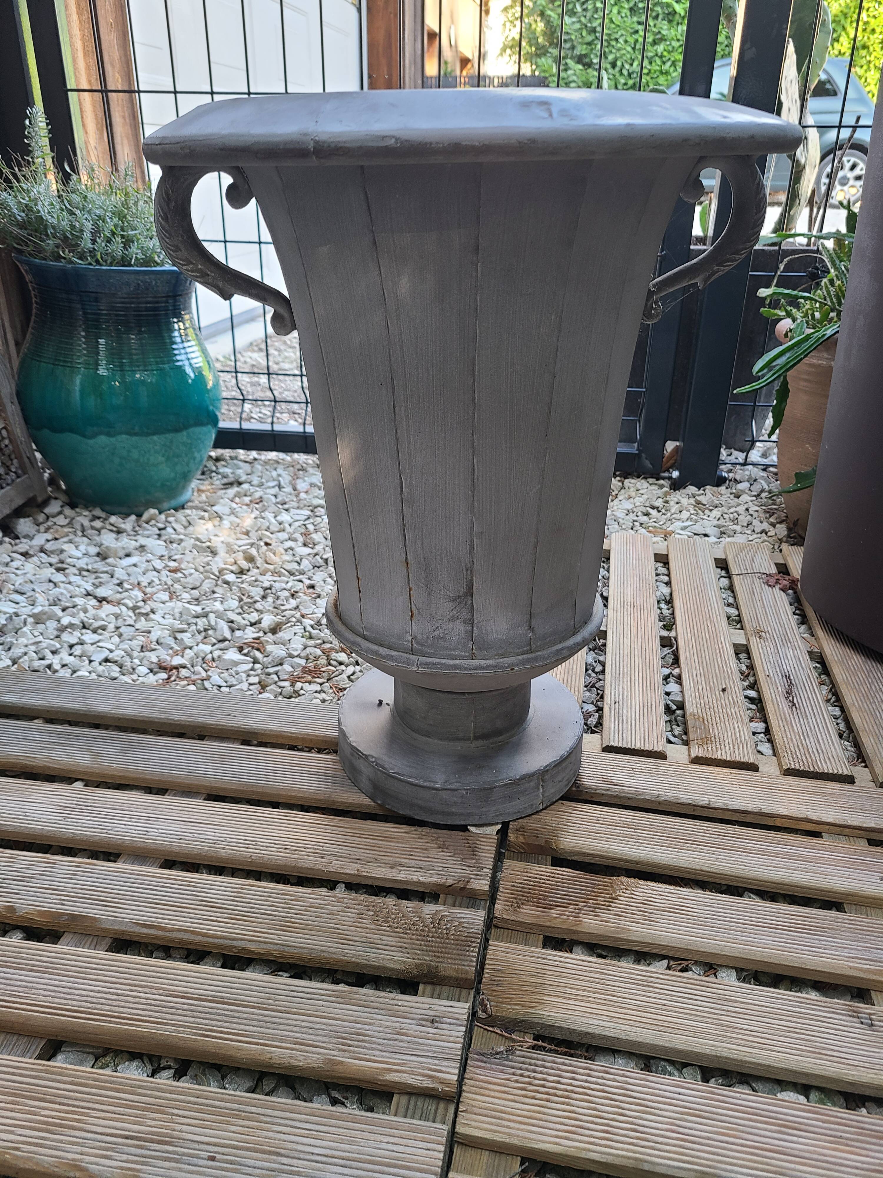 Zinc pot cover