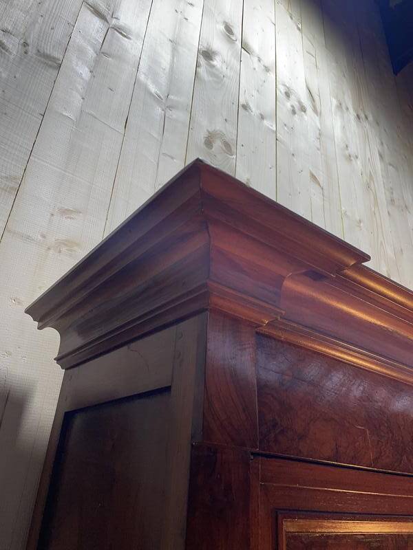 Armoire en noyer et chêne Louis XVI - Directoire