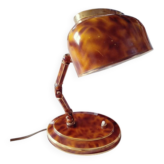 Pirouette lamp