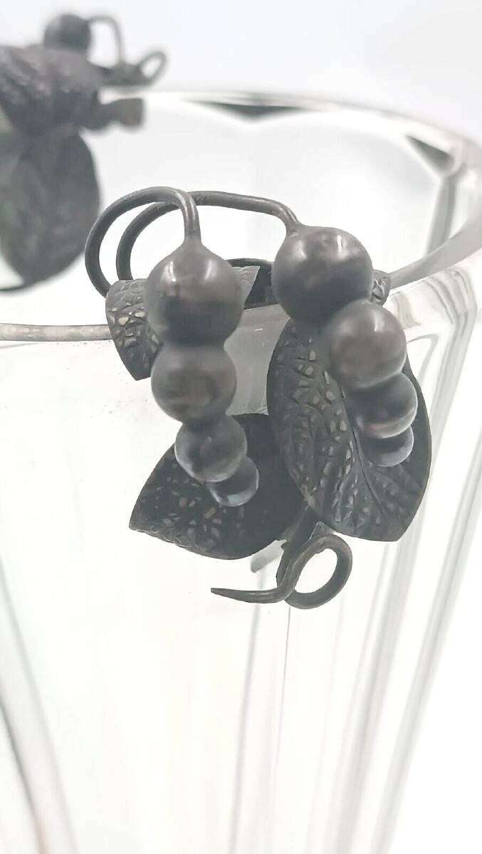 Crystal vase with 800 silver grape applications - 1970s, Italian production