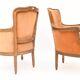 Paire de fauteuils bergère de style Louis XV