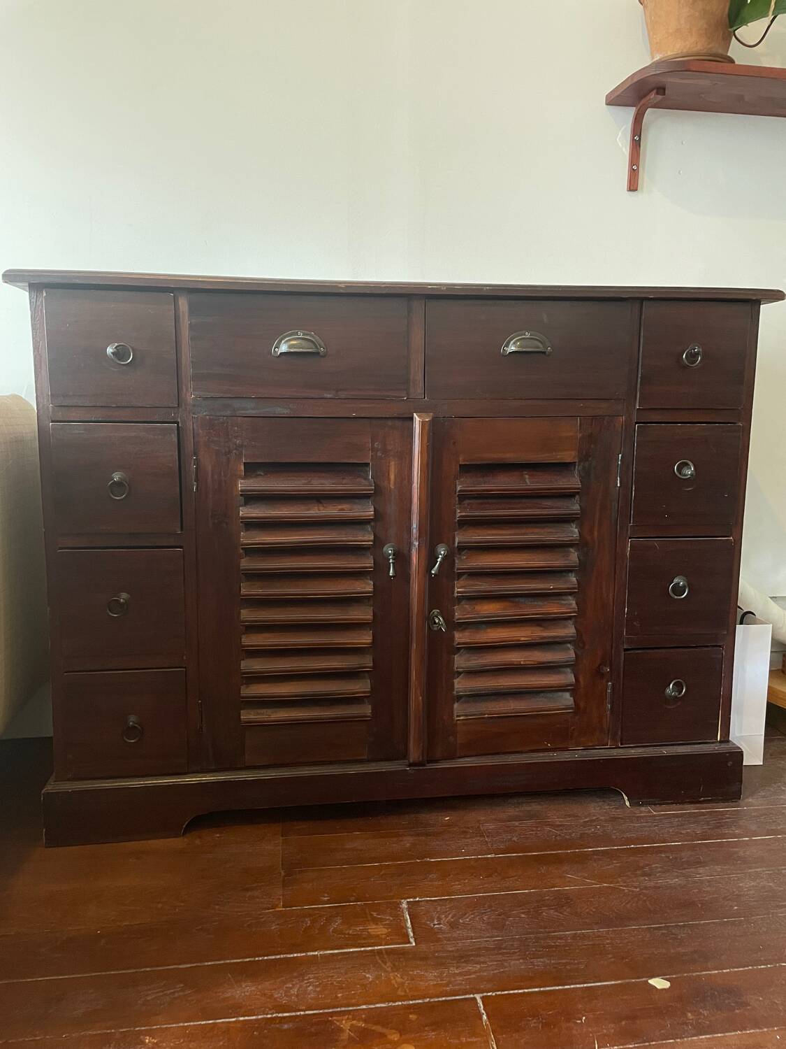 Apothecary chest of drawers