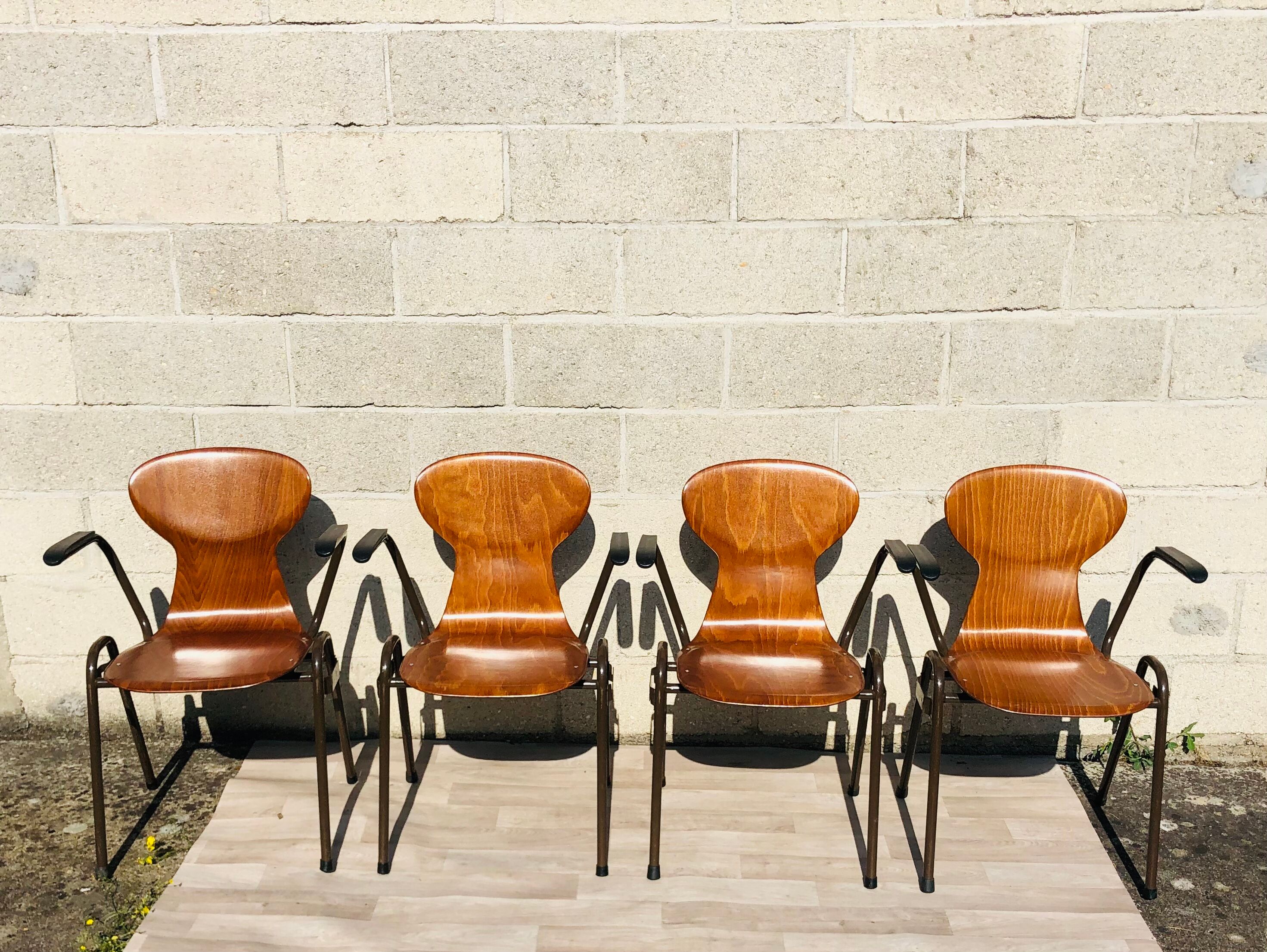 Lot de 4 Fauteuils/ Chaises Eromes Fourmi vintage