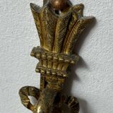 Patère en bronze, décor noeud