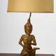 Paire de lampes  de table Bouddha en bois avec abat-jours