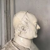 Buste d’un prélat en plâtre