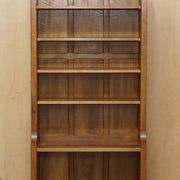 Paire de bibliothèques Robert Mouseman Thompson en chêne sculpté