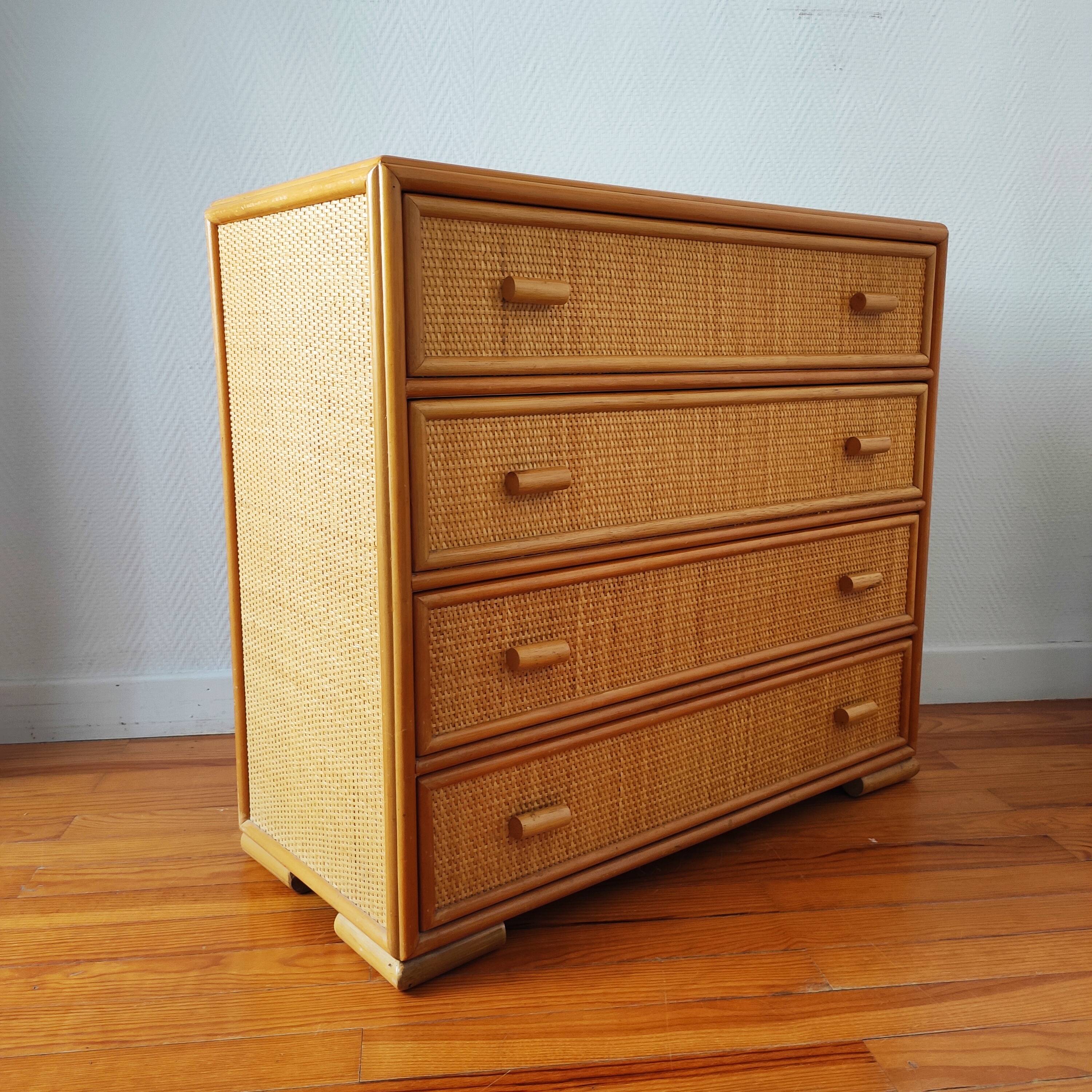 Vintage chest of drawers in light rattan