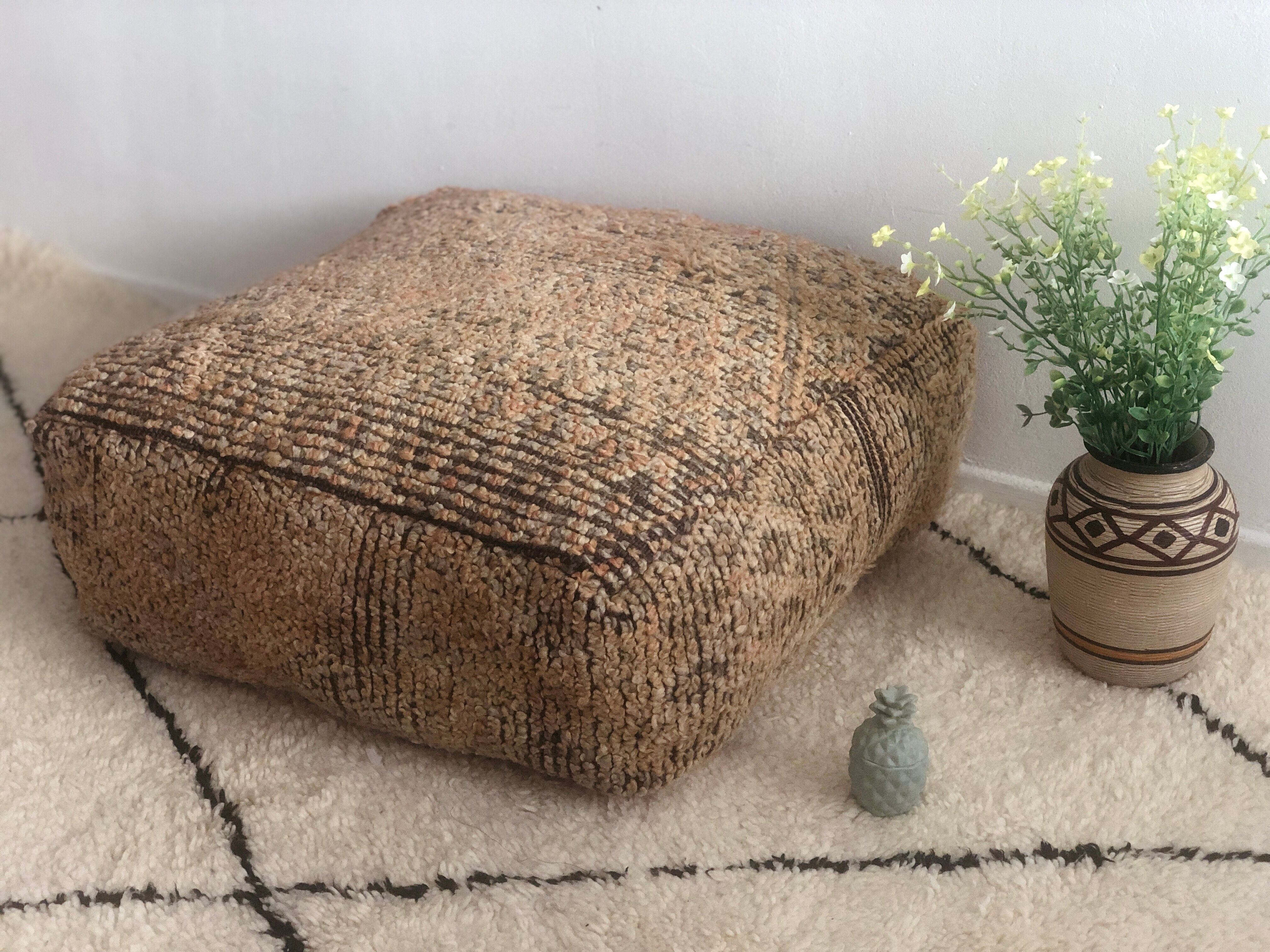 Pouf coussin de sol authentique "Beni Mguild"
