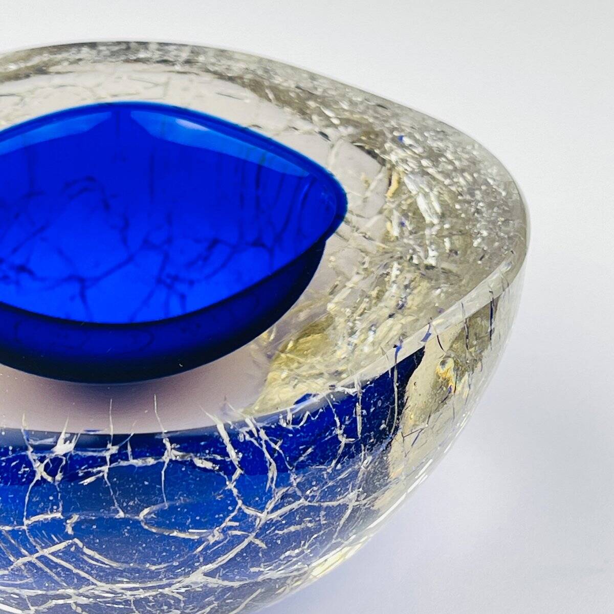 Vintage blue Italian Murano glass ashtray, 1980s