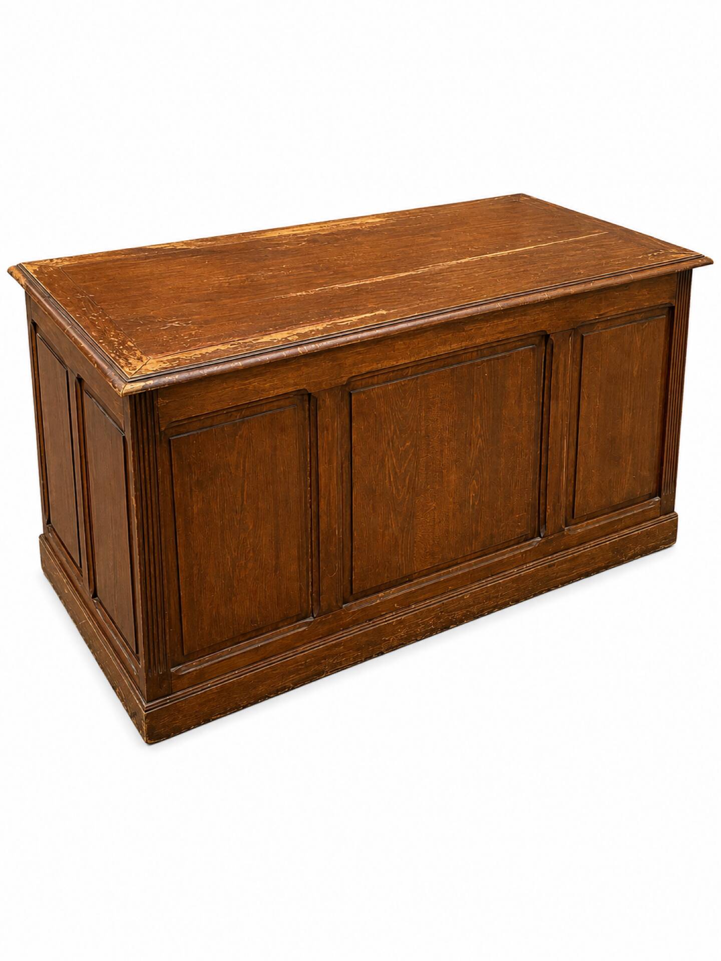 Pedestal desk in oak with a drawer unit