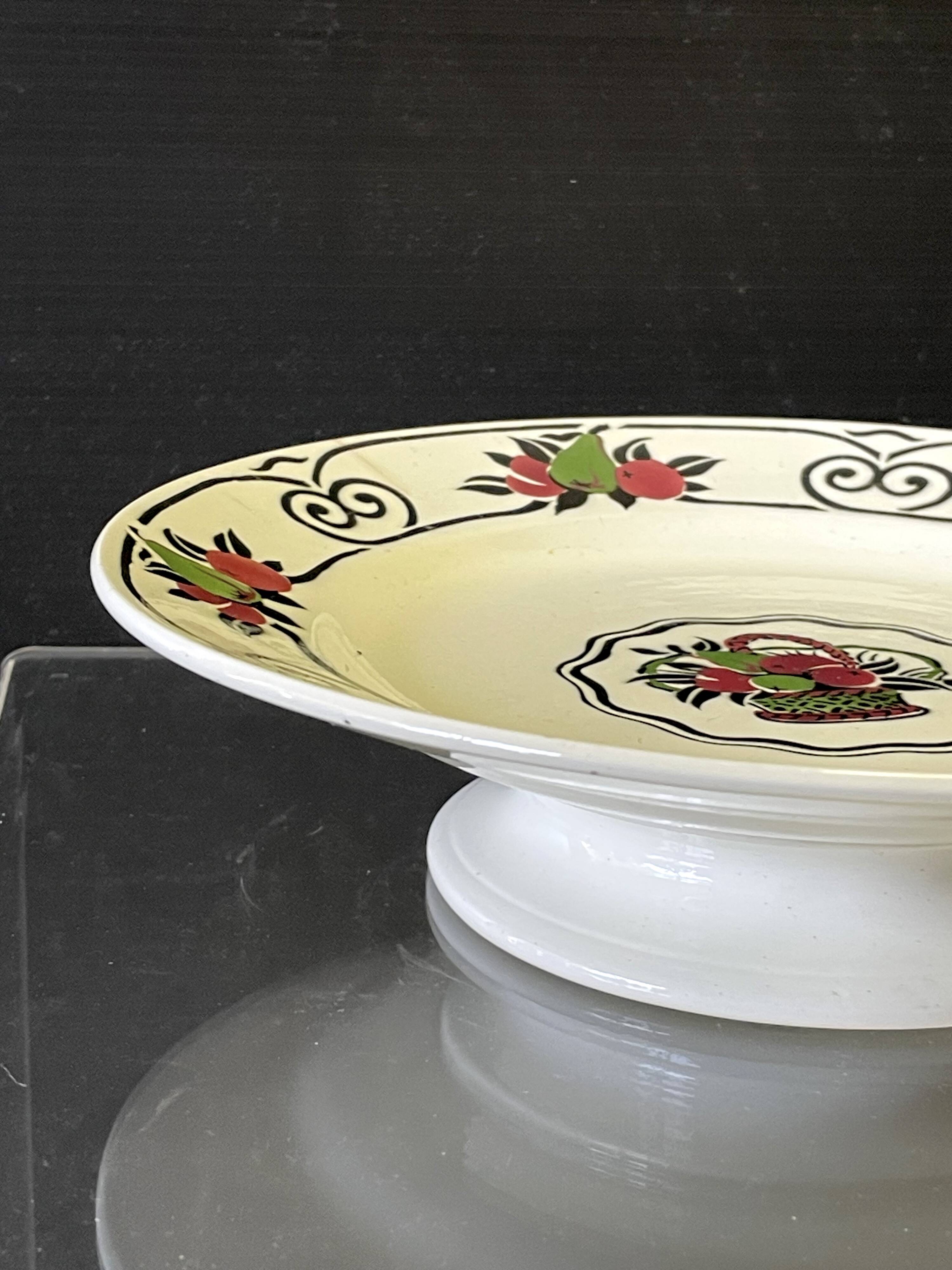 Nice footbath from Boch Lalouvière model "Melba" in good condition.