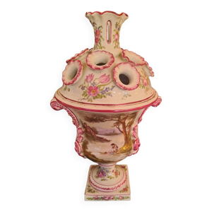 Bouquetière en porcelaine