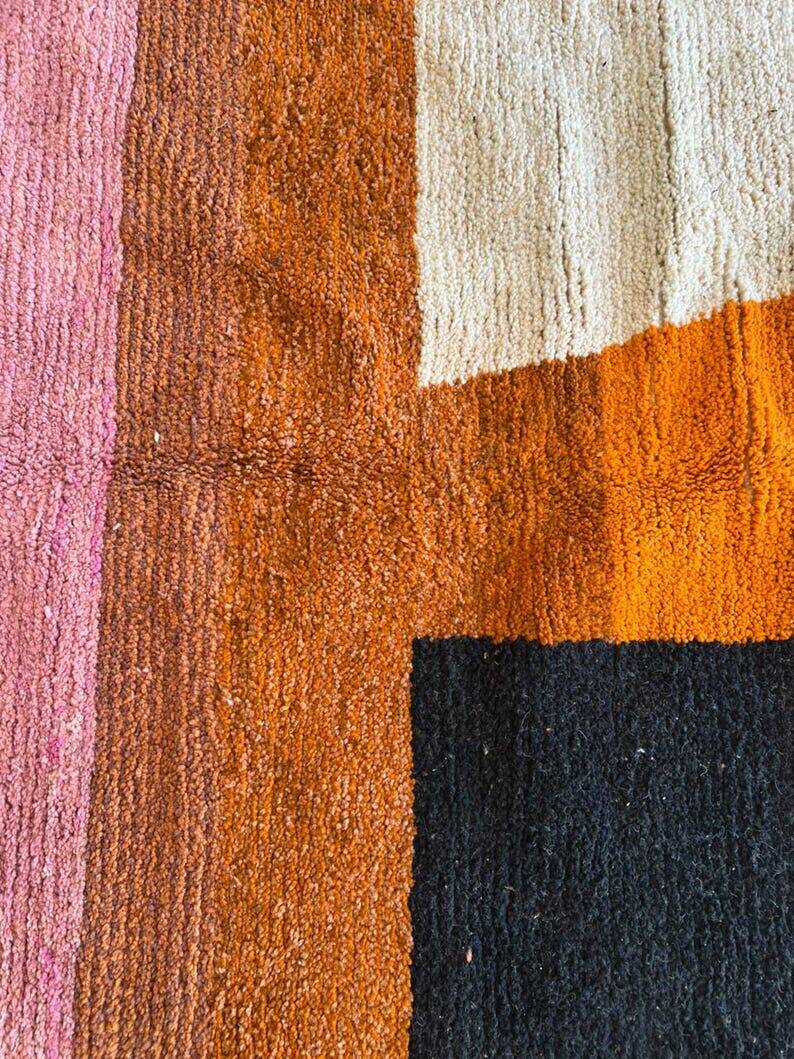 Berber rug in natural wool, handwoven, size 2/3 m.