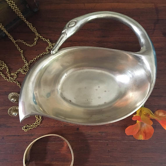 Vide-poche statuette en laiton vintage