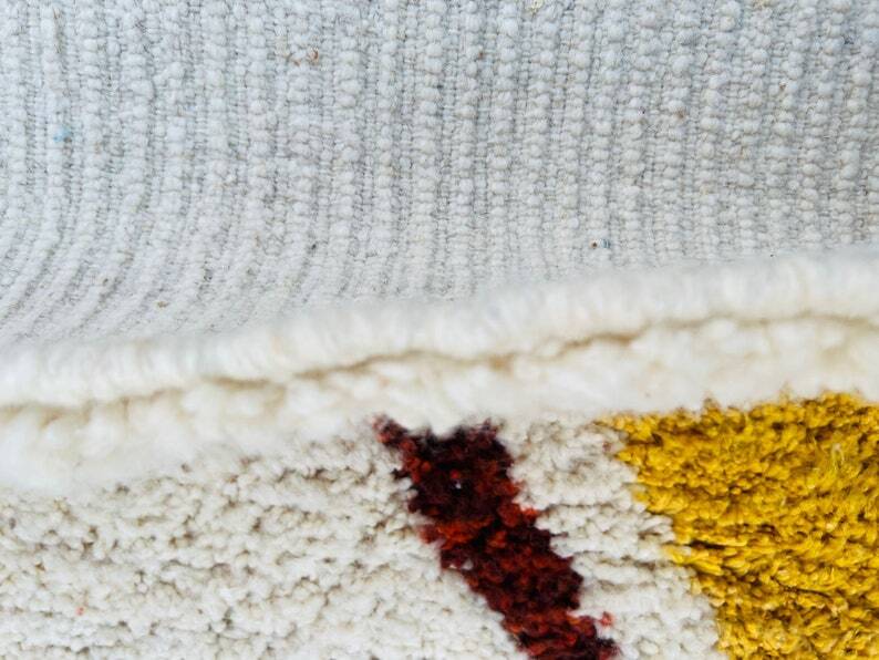 Tapis azilal Tissé main traditionnelle taille 200 x 300 cm