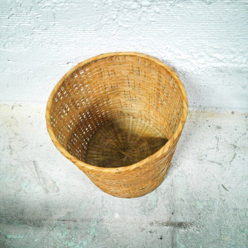 Wicker basket