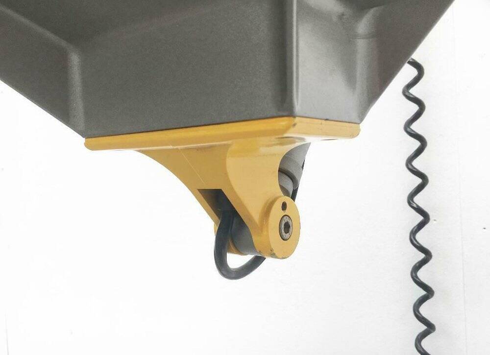 Vintage Italian wall lamp Lingotto by Renzo Piano for Iguzzini