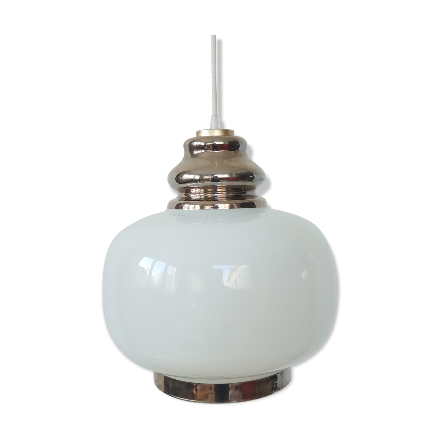 Suspension vintage en opaline