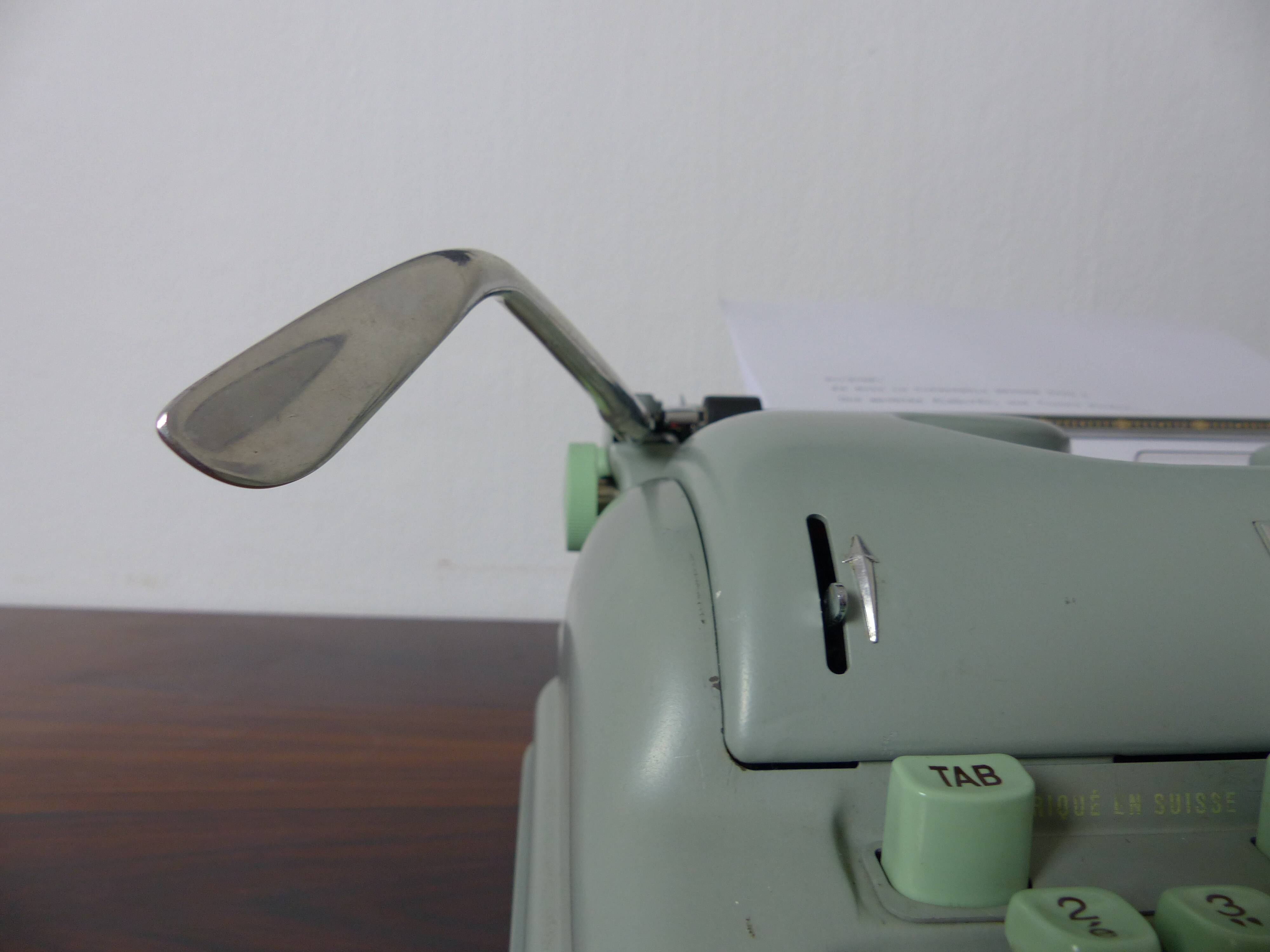 Hermes 3000 green mint metal typewriter