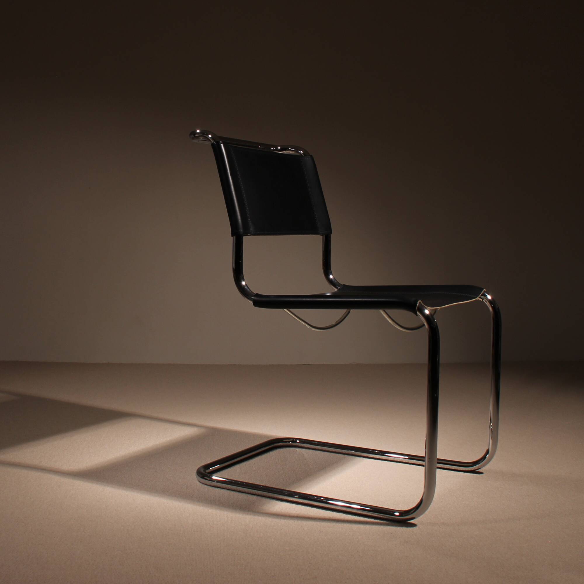 Cantilever Chair ‚S33‘ in Black Leather by Mart Stam for Thonet | Germany