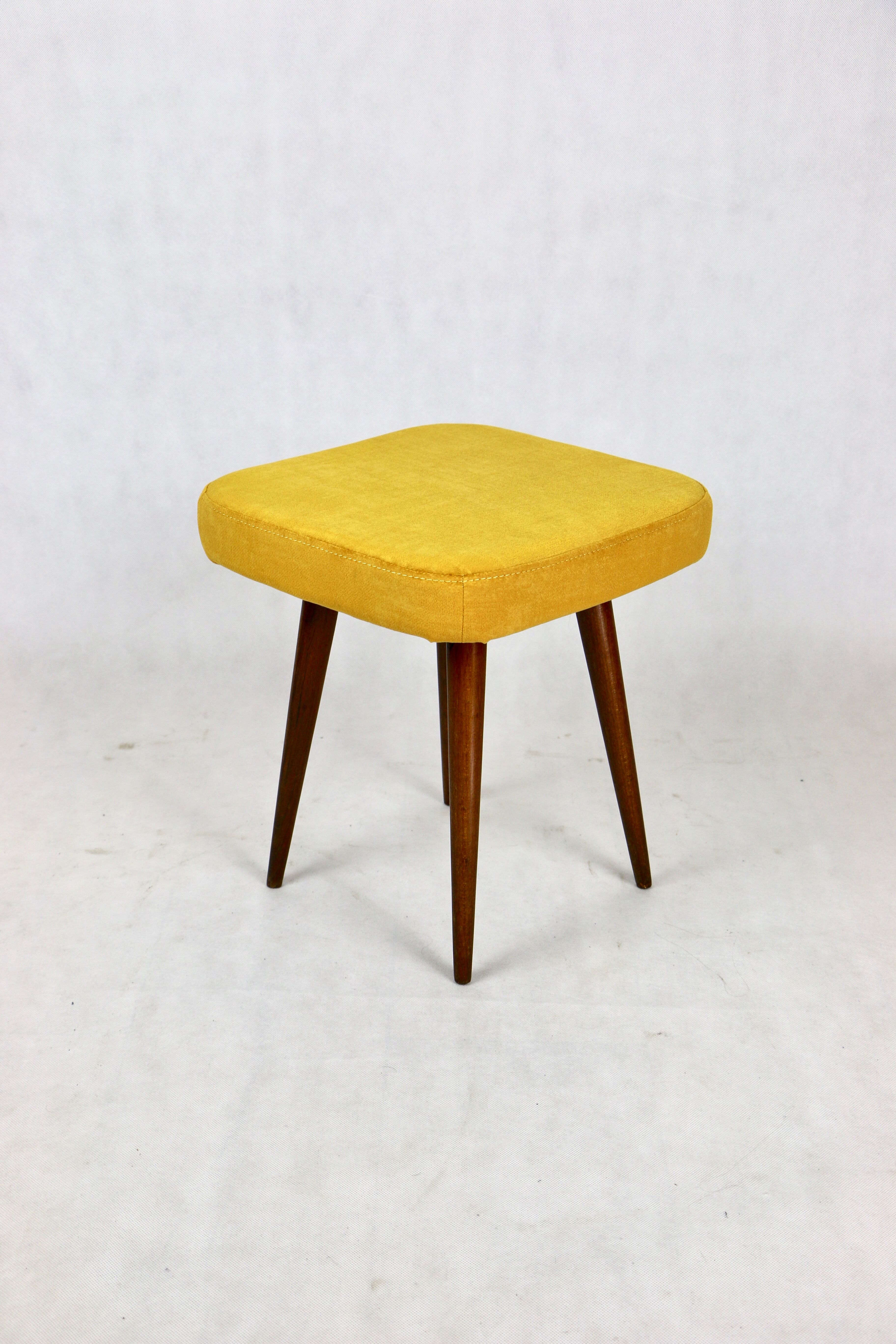 Vintage yellow chameleon stool, 1970s