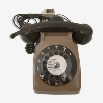 Téléphone ancien, 1980